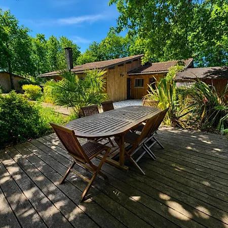 Belle Maison Calme, Sans Vis-a-vis, Piscine Et Grand Jardin Arbore *