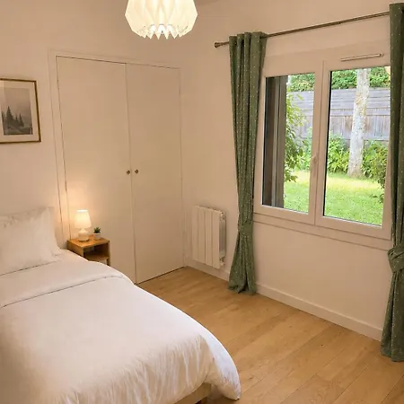 Belle Maison Calme, Sans Vis-a-vis, Piscine Et Grand Jardin Arbore Villa