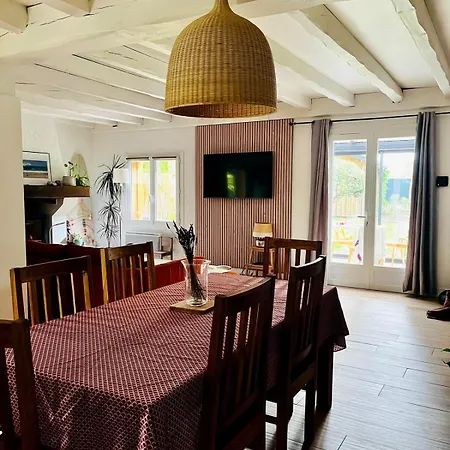 Belle Maison Calme, Sans Vis-a-vis, Piscine Et Grand Jardin Arbore *